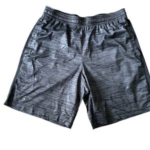 Under armour men’s shorts size large